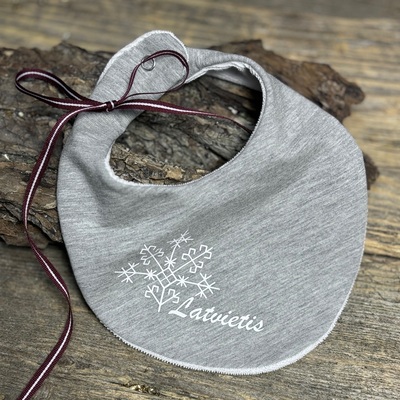 Baby bib LATVIETIS